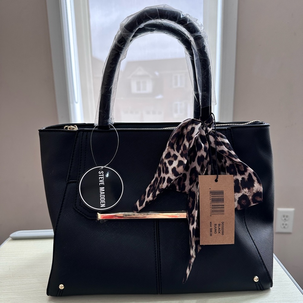 Steve Madden BJuno Black Handbag Leopard Scarf & Strap New with Tags